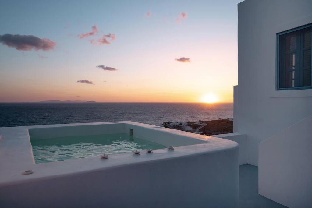 Santorini Sea View Apartments Vourvoúlos Exterior foto